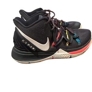 Nike Kyrie Black Multi-Color Basketball Shoes